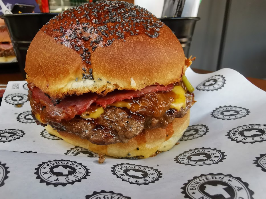Austin Burgers küçük fotoğraf 4