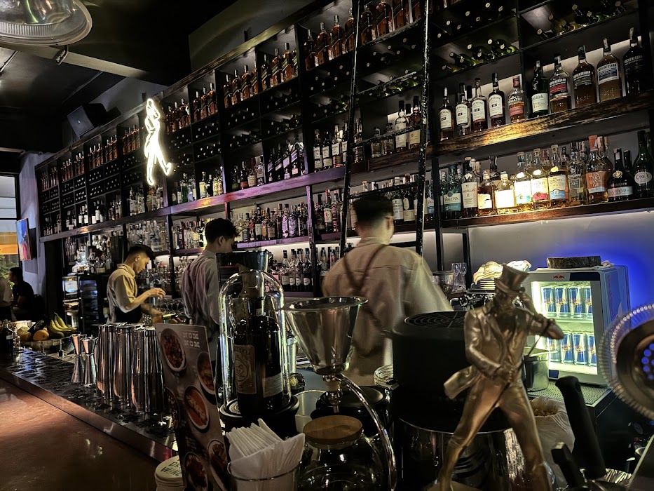 Layla - Eatery & Bar küçük fotoğraf 3