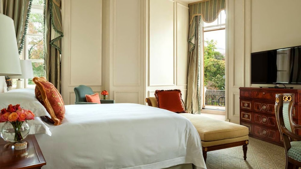 Four Seasons küçük fotoğraf 3