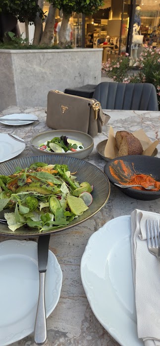Ala Aksam Restaurant küçük fotoğraf 4