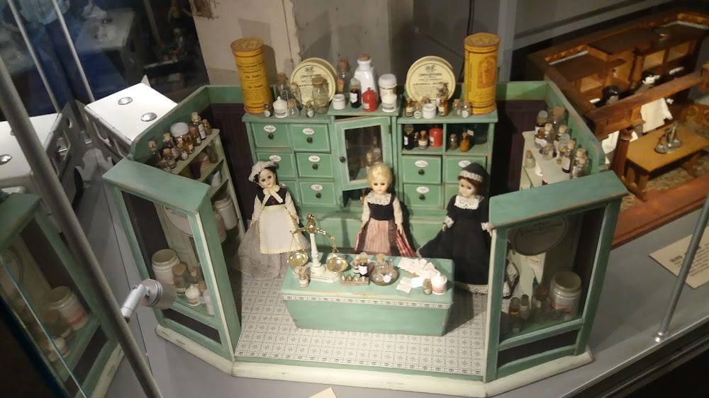 Museum of Dollhouses, Games and Toys - Muzeum Domków Lalek, Gier i Zabawek küçük fotoğraf 4