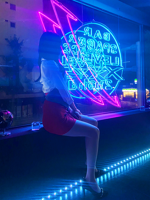 博多 Bar LEVEL XYZ 博多駅前本店 küçük fotoğraf 3