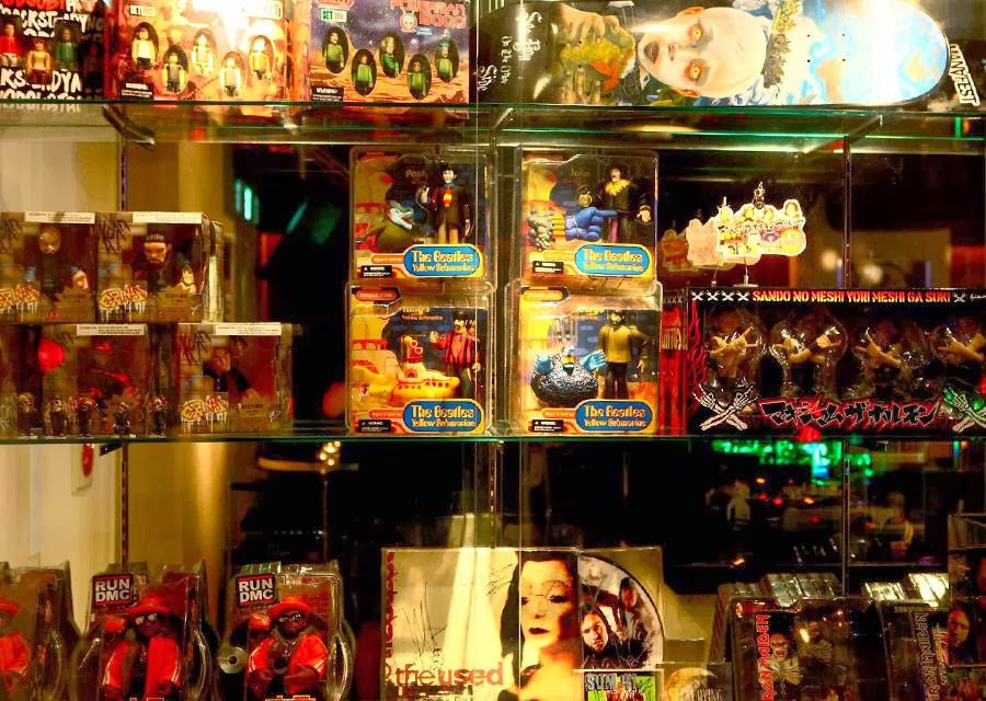 MUSIC BAR ROCKAHOLIC 渋谷 küçük fotoğraf 2