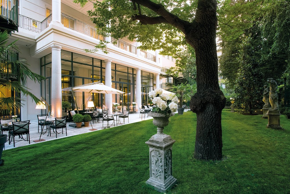 Palazzo Parigi Hotel & Grand Spa Milano küçük fotoğraf 2