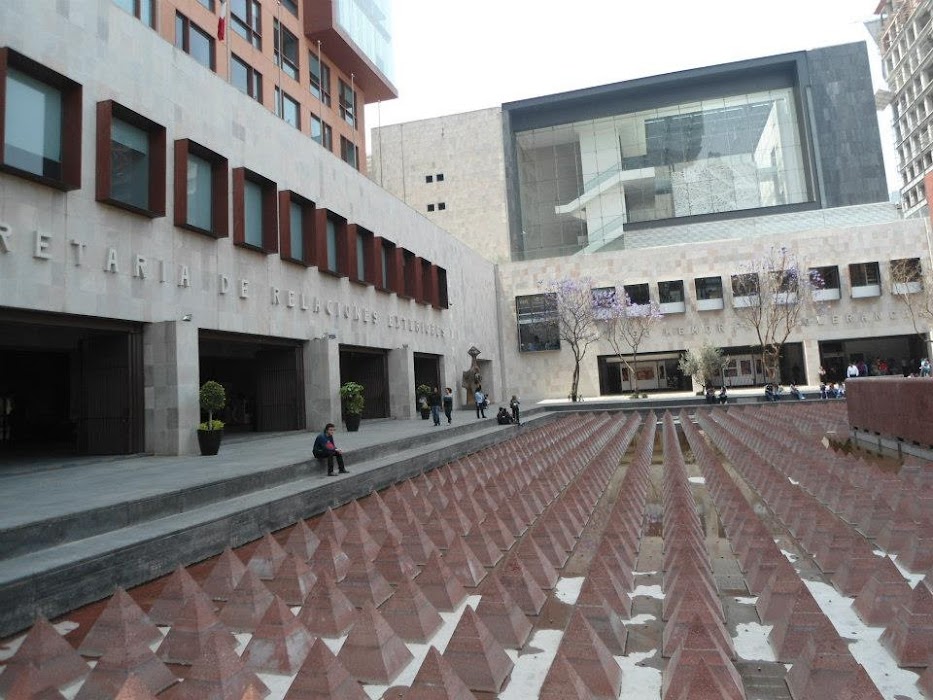 Museo Memoria y Tolerancia küçük fotoğraf 3