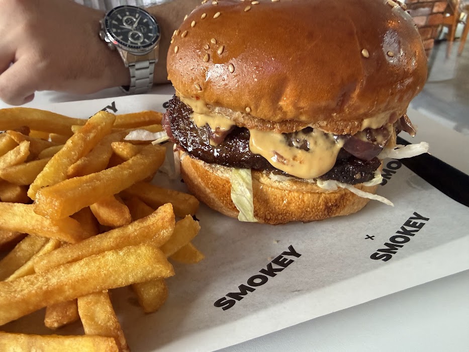 Smokey BBQ&Burger küçük fotoğraf 4