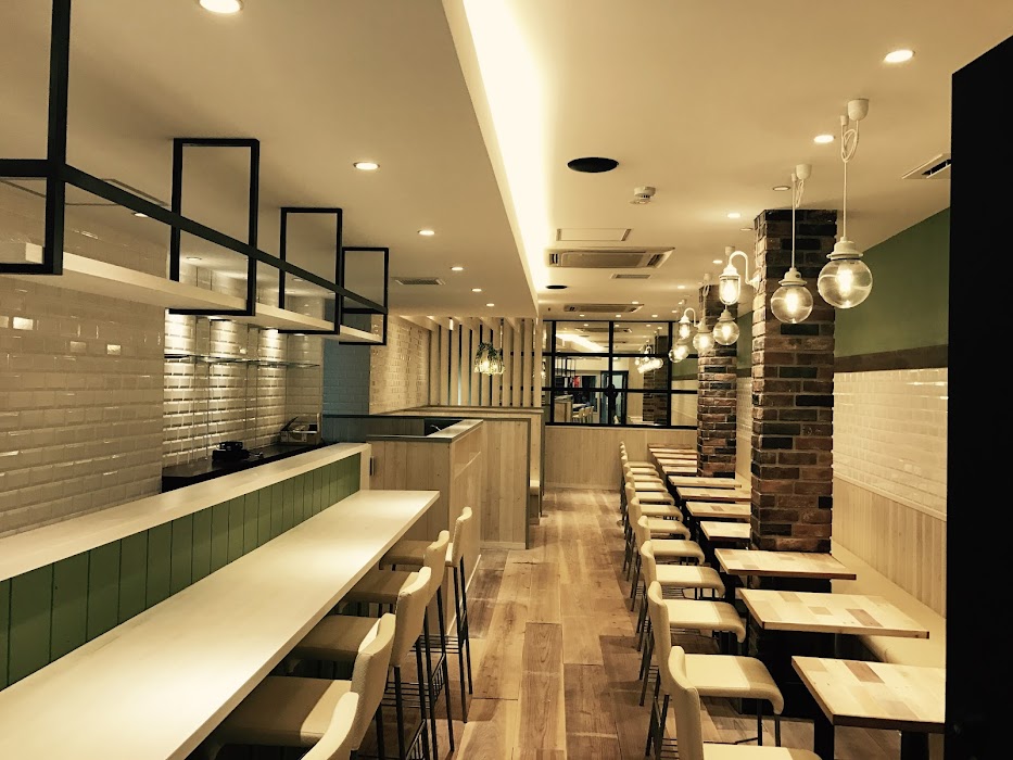 COLONY by EQI 心斎橋アメ村店 küçük fotoğraf 2