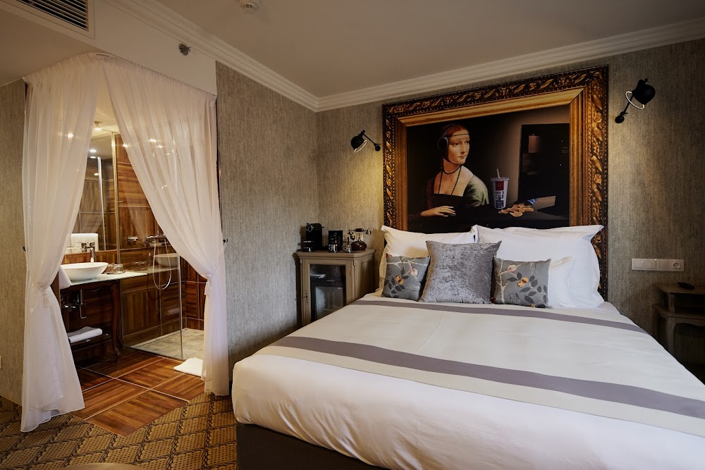 Mystery Hotel Budapest küçük fotoğraf 3