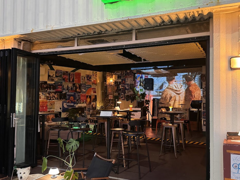 UZUPA - Live Music & Fusion Dining near Jeju Airport küçük fotoğraf 2