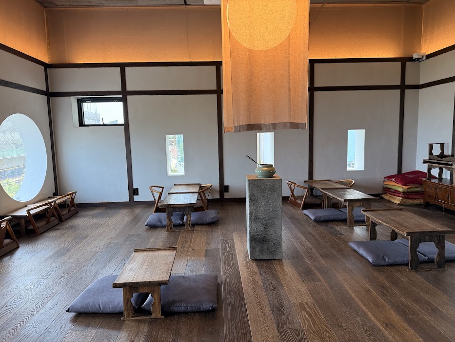 수월경화 부산 카페 | 오션뷰카페 | Suwolgyeonghwa Busan Cafe | Hanok | 海雲台 | へうんで | 韓屋 | 釜山咖啡館 küçük fotoğraf 2