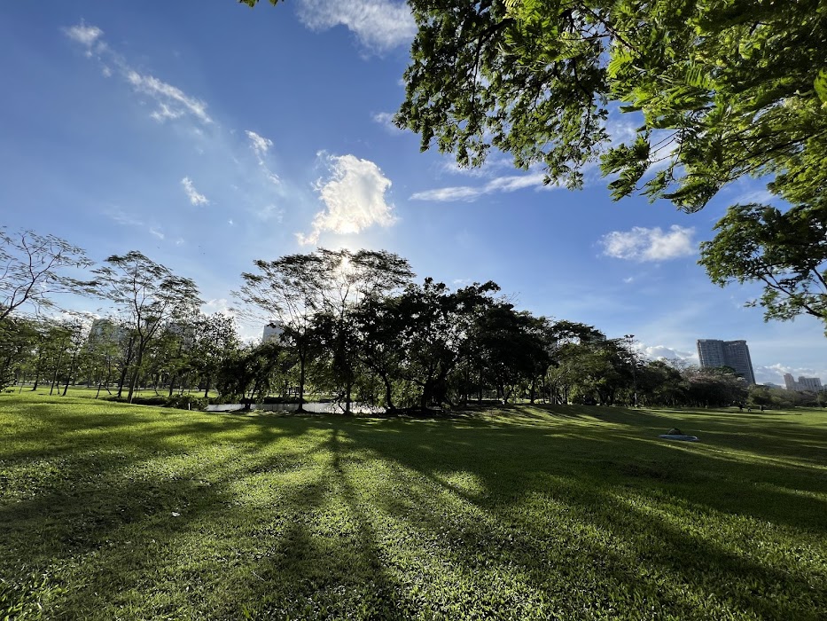 Wachirabenchathat Park (State Railway Park) küçük fotoğraf 3