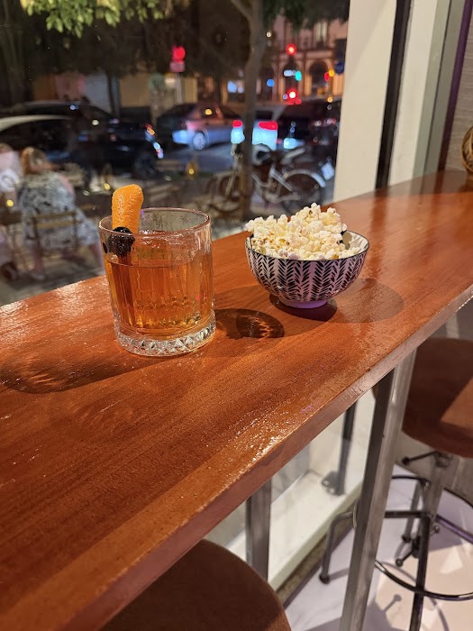 Chaman Cocktail Bar küçük fotoğraf 4