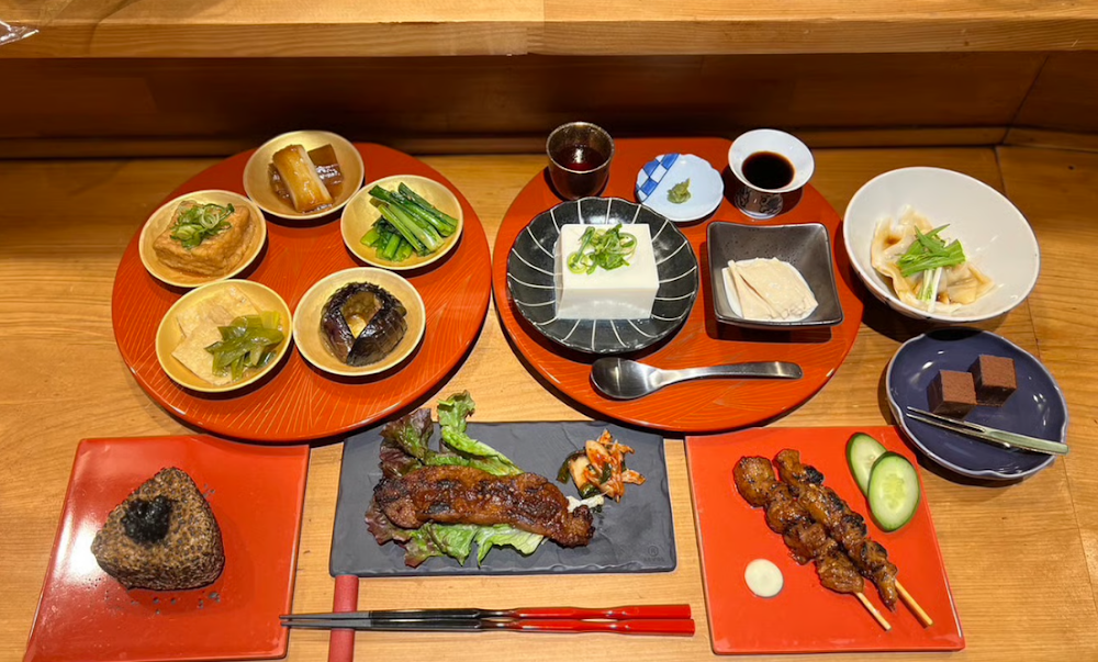 VEGAN IZAKAYA 虹屋 nijiya VEGAN FARM küçük fotoğraf 3