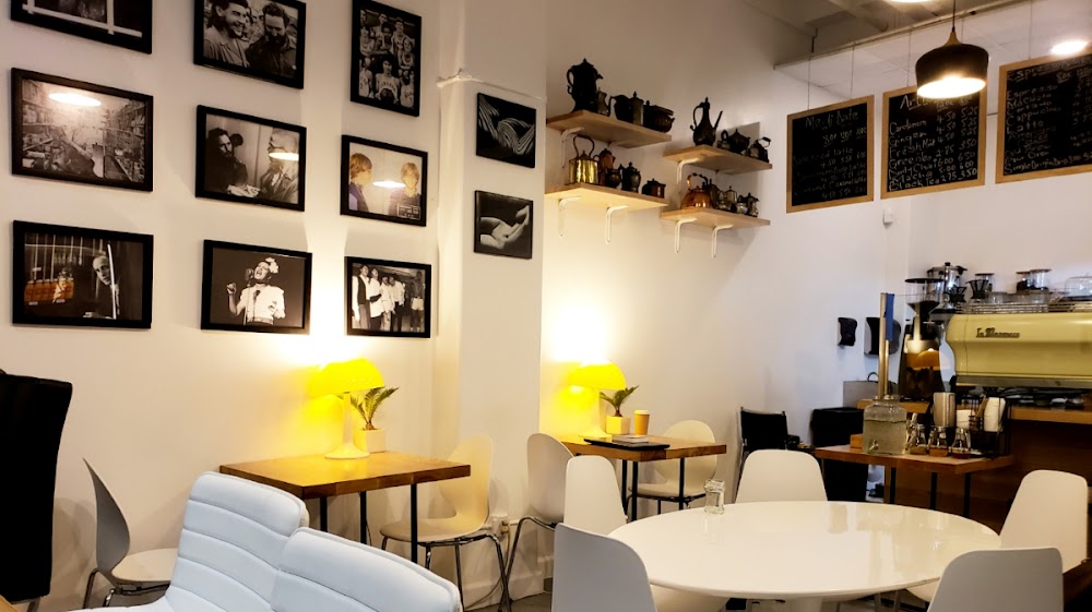Bohemian House of Espresso + Chai küçük fotoğraf 2