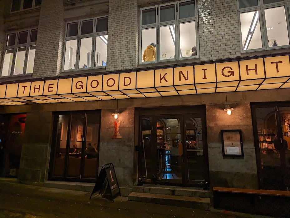 The Good Knight küçük fotoğraf 4