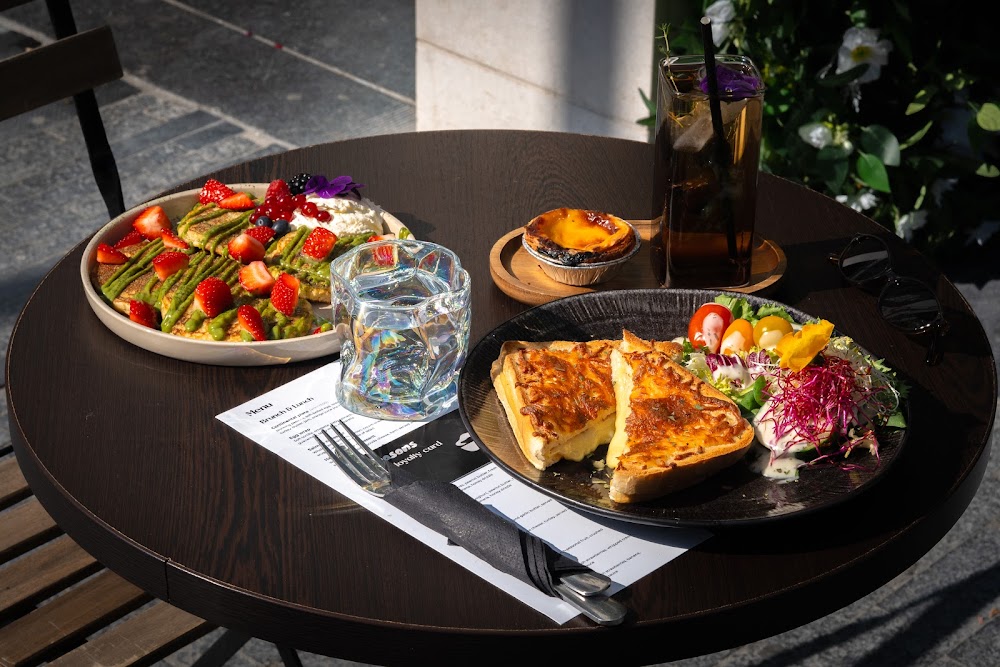 SEASONS Coffee & Lunch küçük fotoğraf 3