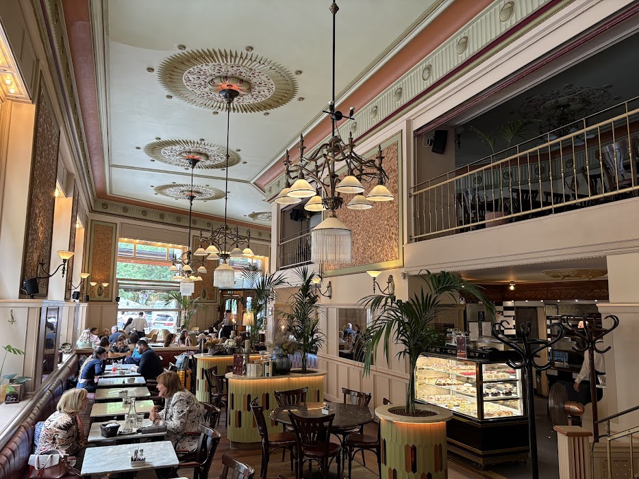 Centrál Grand Cafe & Bar küçük fotoğraf 3