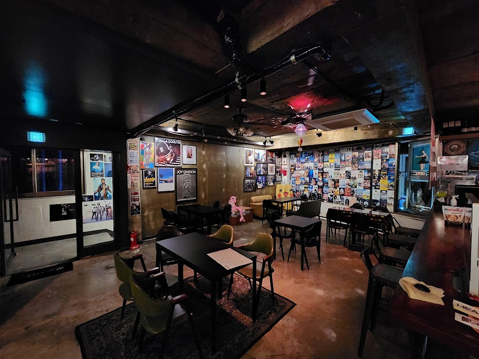 HEADLINER MUSIC PUB küçük fotoğraf 4