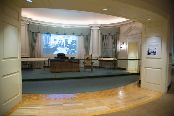 John F. Kennedy Presidential Library and Museum küçük fotoğraf 4