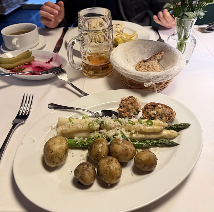Restauracja Kapłony i Szczeżuje à la carte küçük fotoğraf 4