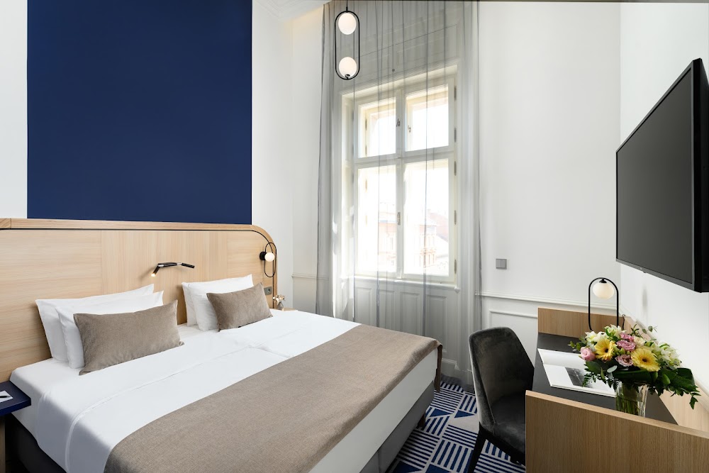Hotel Oktogon Haggenmacher by Continental Group küçük fotoğraf 3