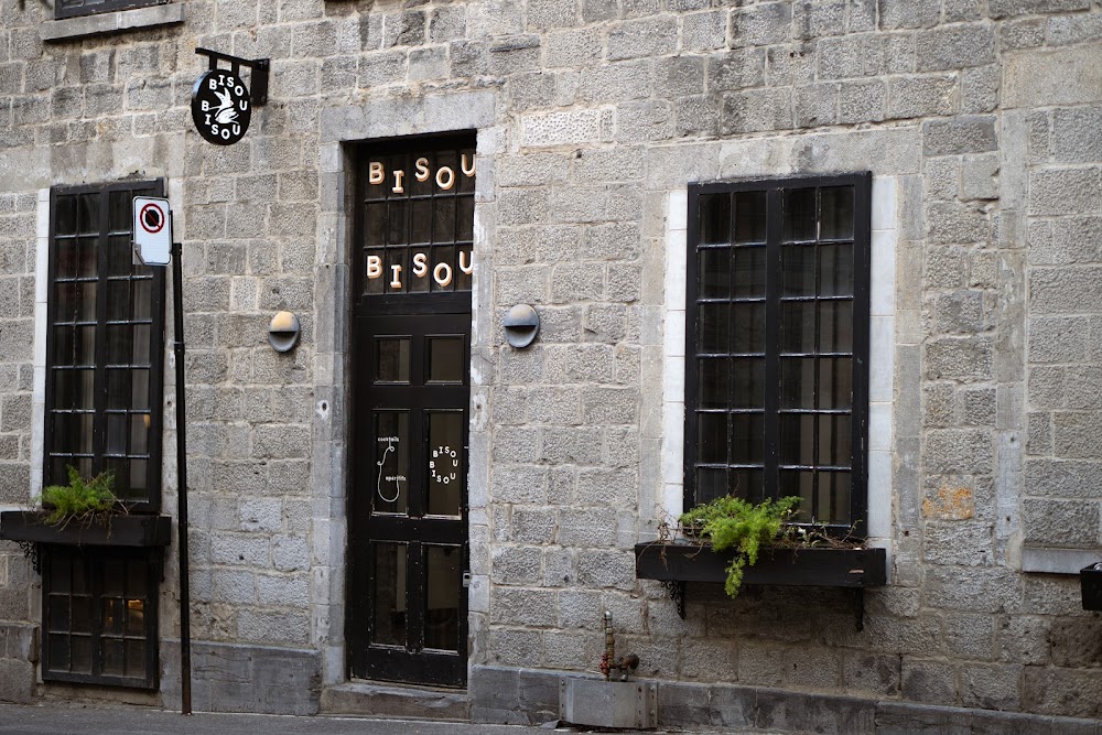 Bar Bisou Bisou küçük fotoğraf 2