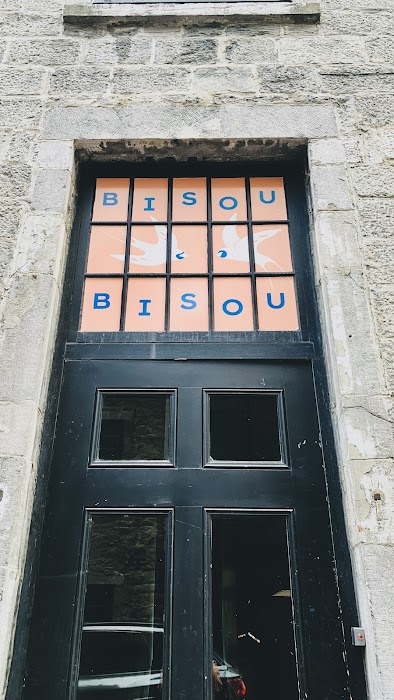 Bar Bisou Bisou küçük fotoğraf 4