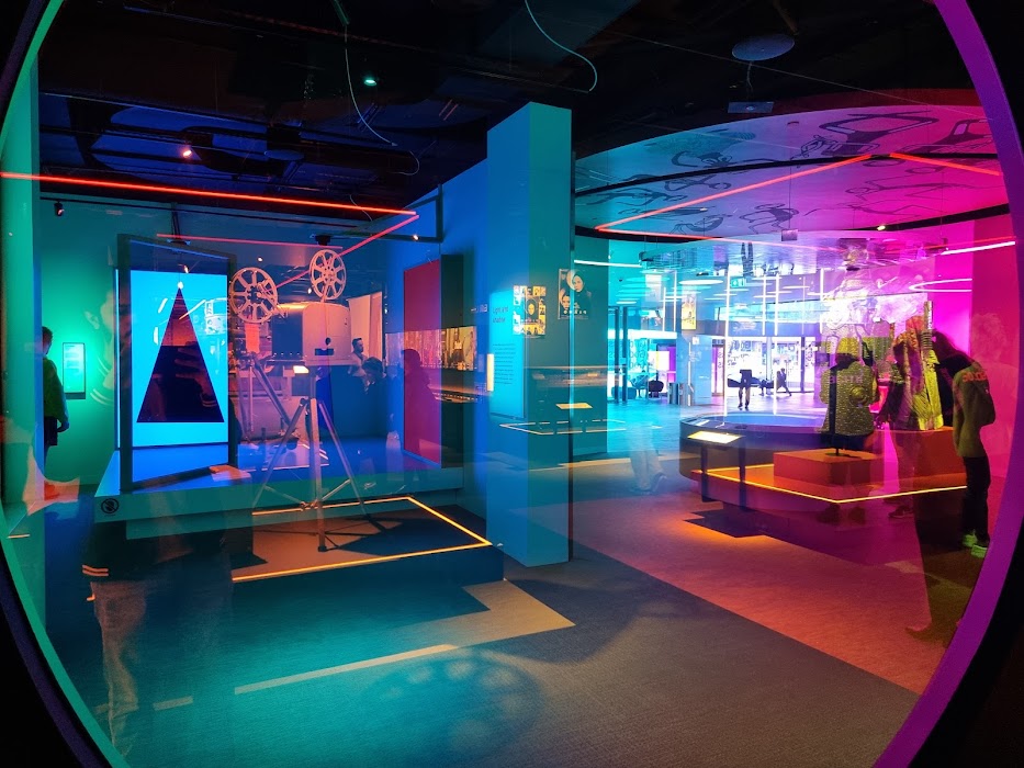 ACMI küçük fotoğraf 4