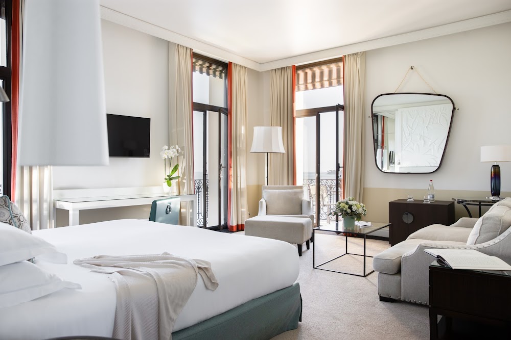 Hôtel Royal-Riviera küçük fotoğraf 3