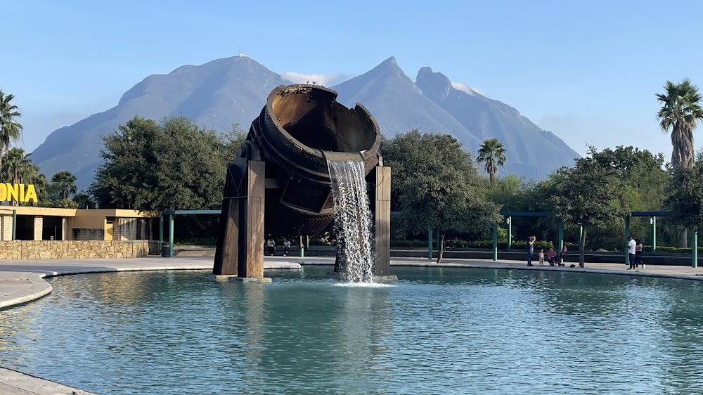 Paseo Santa Lucía | Taquilla Parque Fundidora küçük fotoğraf 3