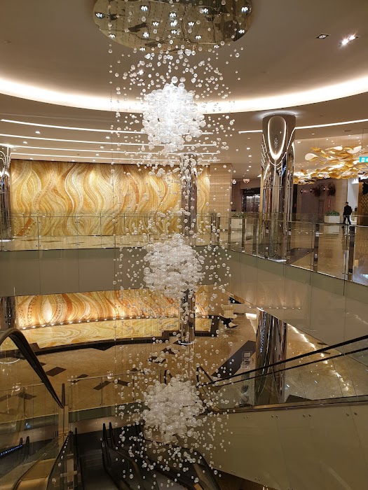 Avenue at Etihad Towers küçük fotoğraf 3
