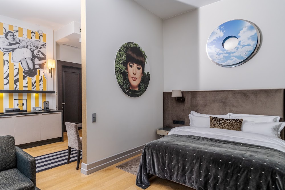 H15 Boutique Hotel küçük fotoğraf 3