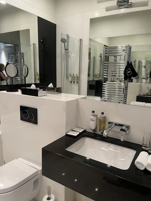 H15 Boutique Hotel küçük fotoğraf 4