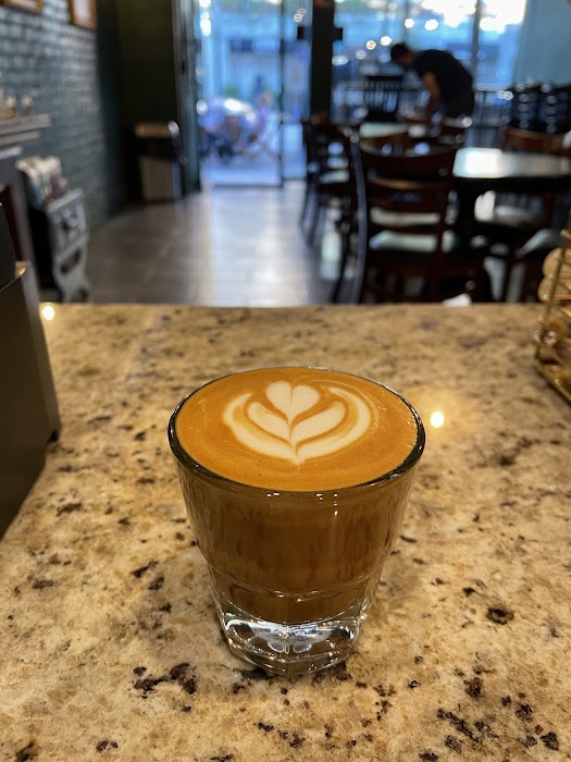 Ludlow Charlingtons Coffee Shop küçük fotoğraf 3