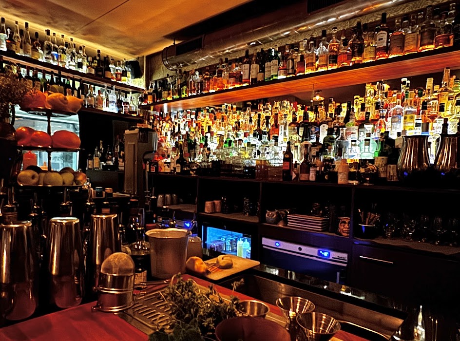 Tales Bar küçük fotoğraf 3