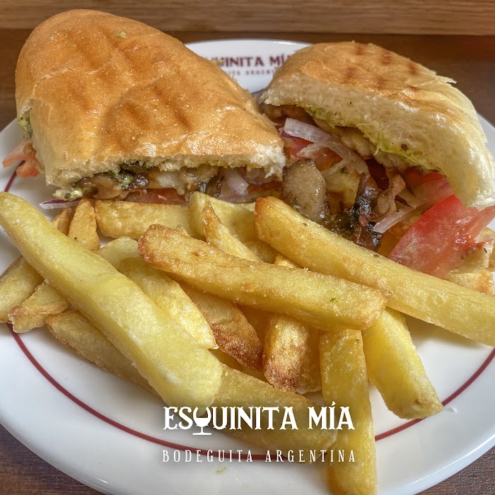 ESQUINITA MÍA küçük fotoğraf 3