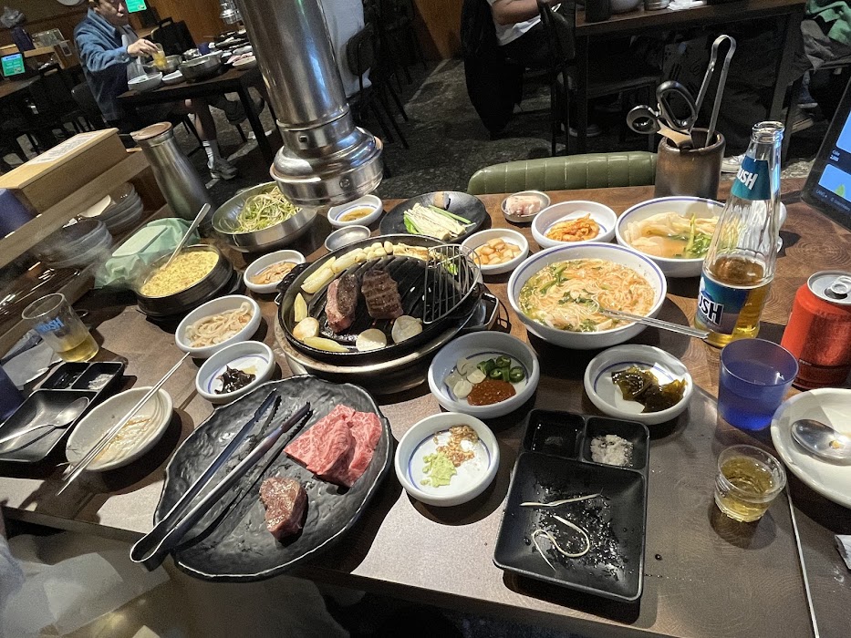무쇠화로Busan Korean BBQ Restaurant Musoe Hwaru Seomyeon pork Beef | 韓國 küçük fotoğraf 4