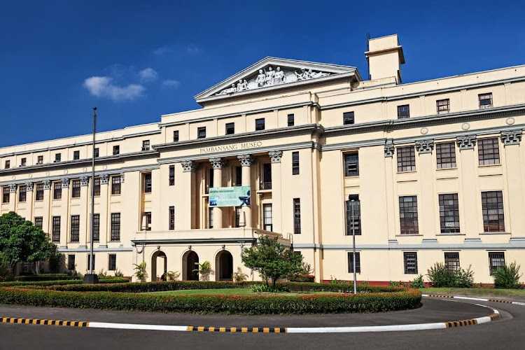 National Museum of Fine Arts küçük fotoğraf 3