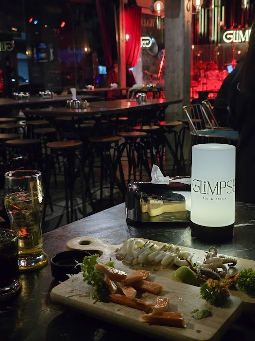 Glimpse Bar & Bistro Phuket küçük fotoğraf 3