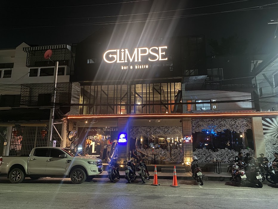 Glimpse Bar & Bistro Phuket küçük fotoğraf 4