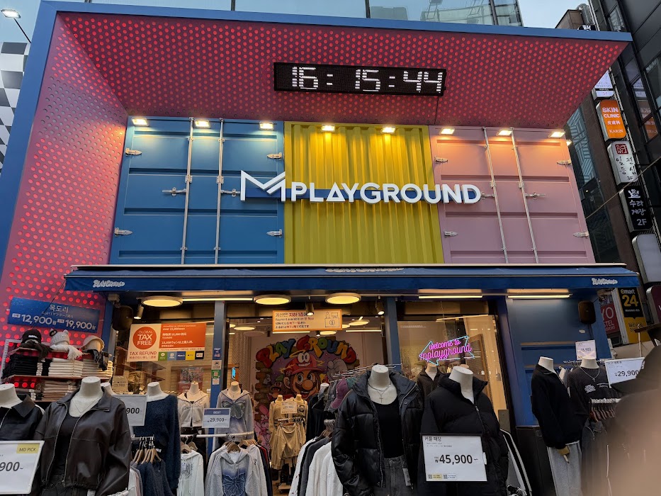 엠플레이그라운드 명동1호점 (MPLAYGROUND Myeongdong Branch) küçük fotoğraf 2