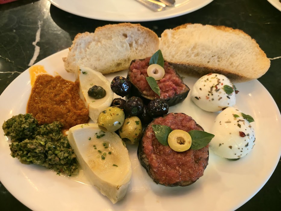 Famiglia Mancini Trattoria küçük fotoğraf 4