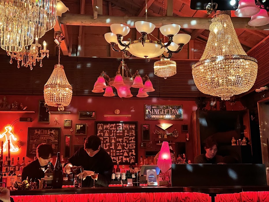 Bar Piment - Best cocktails and Music in Myeongdong küçük fotoğraf 4