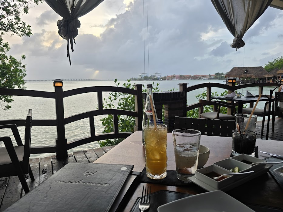 Mochomos Cancún küçük fotoğraf 3