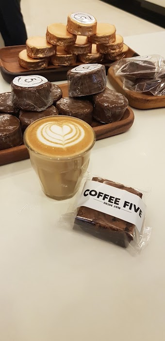 Coffee Five küçük fotoğraf 3