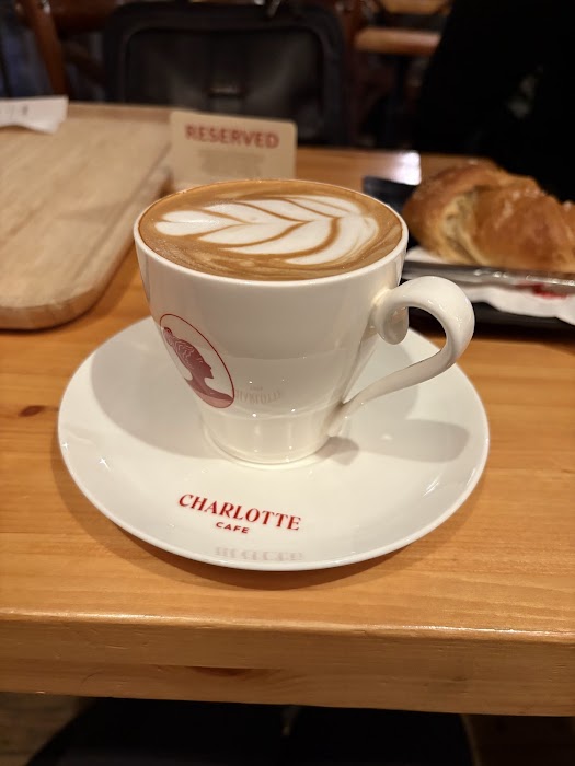 Charlotte Cafe küçük fotoğraf 4