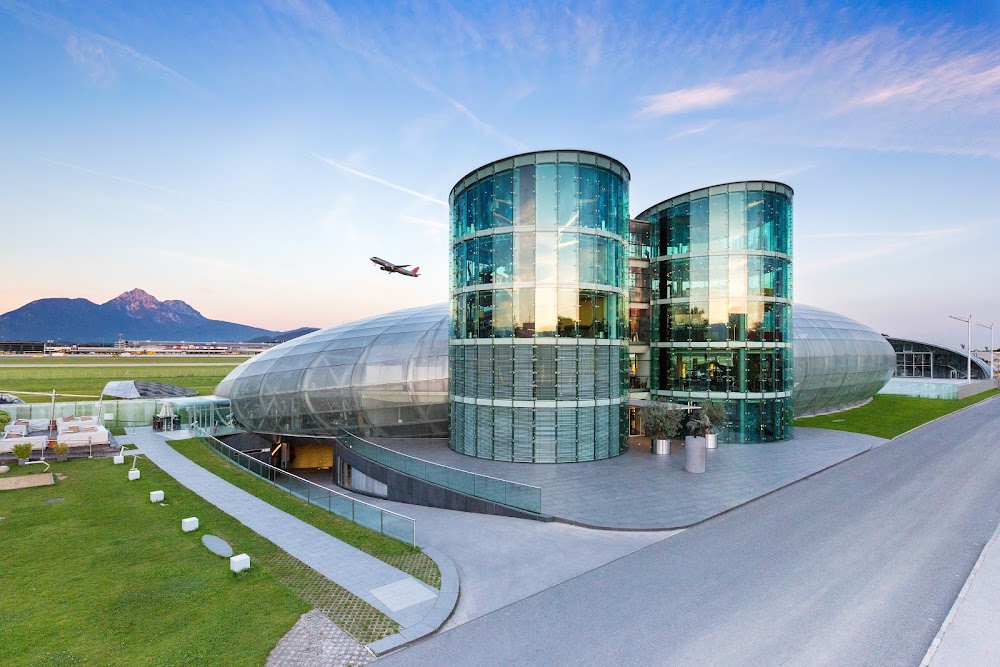 Red Bull Hangar-7 küçük fotoğraf 4