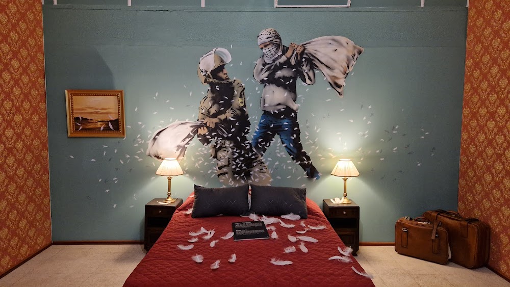 Museu Banksy küçük fotoğraf 3