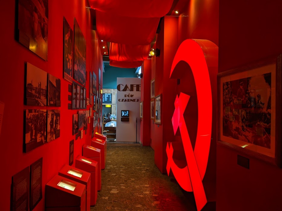 Warsaw Uprising Museum küçük fotoğraf 4