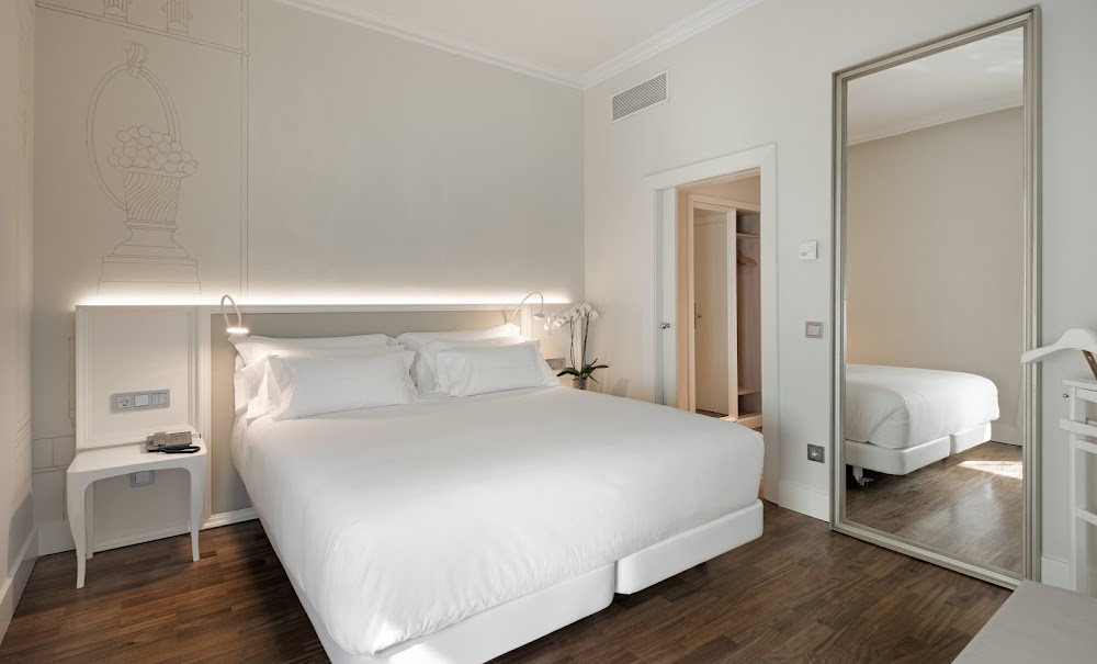 Hotel NH Collection Madrid Abascal küçük fotoğraf 3